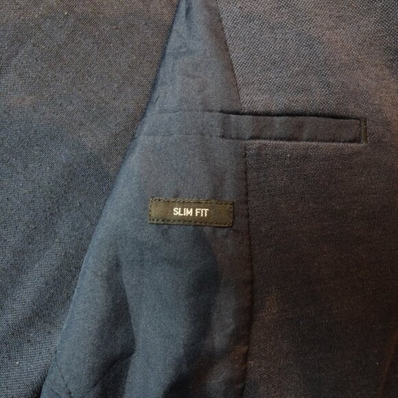 Uniqlo Blazer - Picture 4 of 8